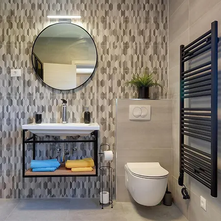 فيلة Rustic Leni